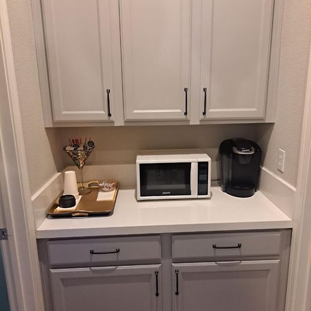 רוזוויל In Law Unit, 2 Bedroom Suite מראה חיצוני תמונה